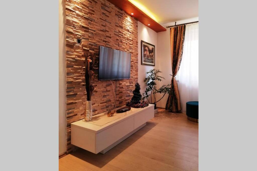 Oasis Felix Apartment Belgrade Extérieur photo